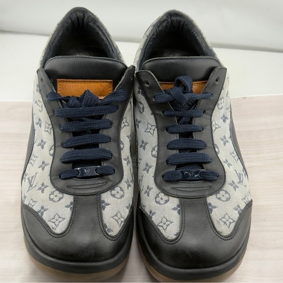 Louis Vuitton Black and Gray Sneakers with Distinctive Design - Picture 1 of 12